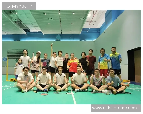 杭州羽毛球队在世界锦标赛上的拼搏历程与荣耀时刻分享