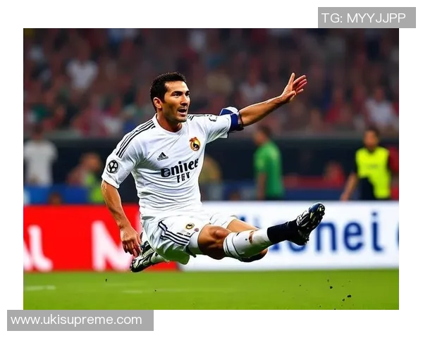 法国18号足球明星的传奇故事与辉煌成就全解析 法国18号足球明星的传奇故事与辉煌成就全解析