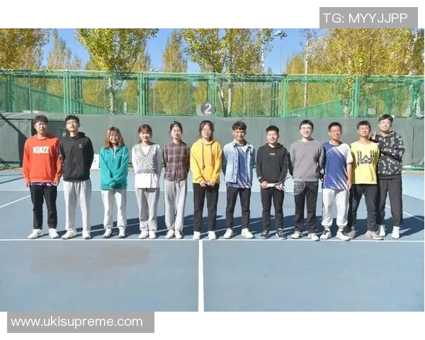 赛后分析:西安网球队与广州网球队的团队协作与战术对比 赛后分析:西安网球队与广州网球队的团队协作与战术对比