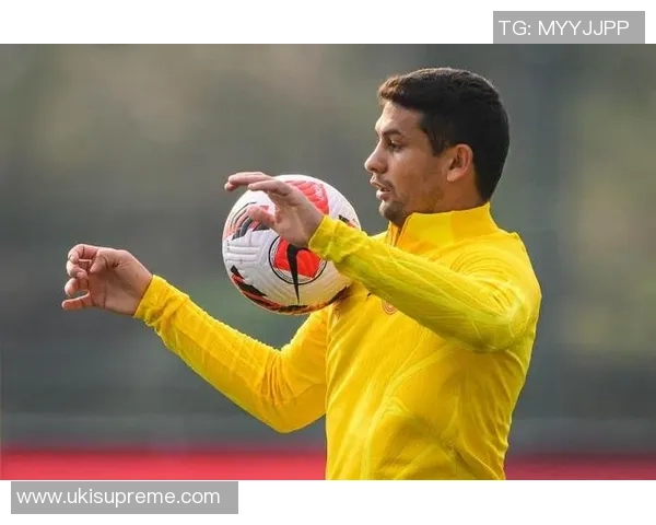 足球明星的性格特征与职业生涯成功之间的关系探讨 足球明星的性格特征与职业生涯成功之间的关系探讨