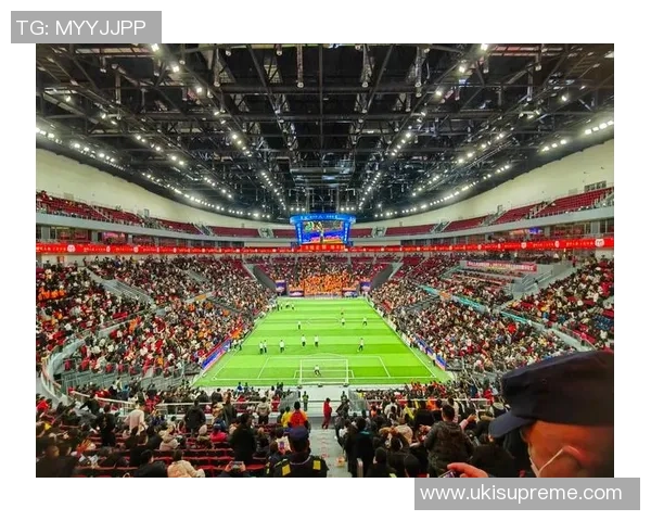 足球明星齐聚全明星赛展现绝佳技艺与精彩对决吸引全球球迷热情关注