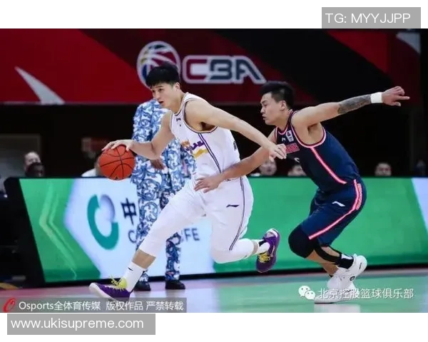 专业解读：成都羽毛球队的包夹打法